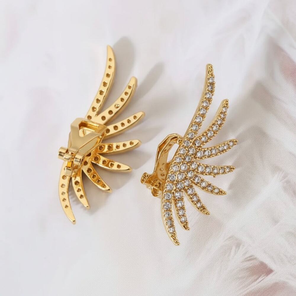 Clip on 1" gold and clear stone multi pointed cutout half earrings